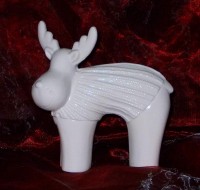 Elch 'Gunter' aus Porzellan 17 cm