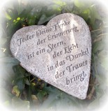 Gedenkherz 'Jeder kleine Funke' Polyresin 19 cm